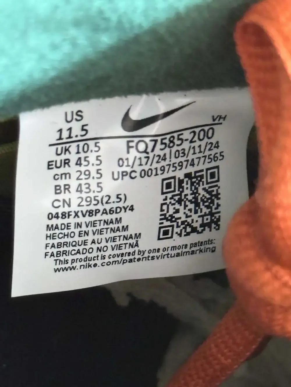 Nike SB Dunk Low 'Escargot' Sneakers (FQ7585-200) NEW w/ Box Size 11.5 men